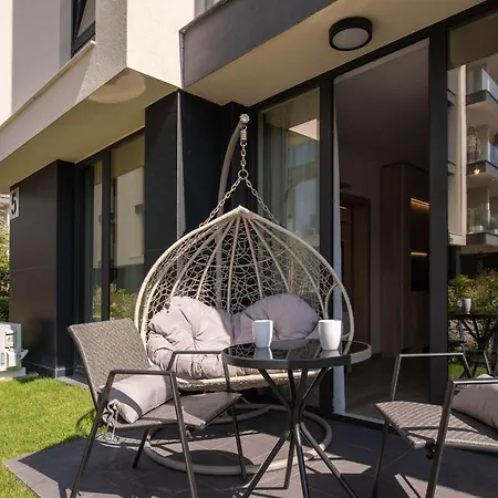 Pool View Azur Deluxe & فارنا