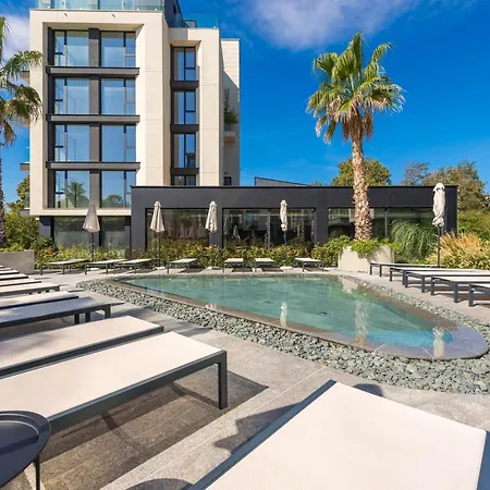 شقة Pool View Azur Deluxe & *